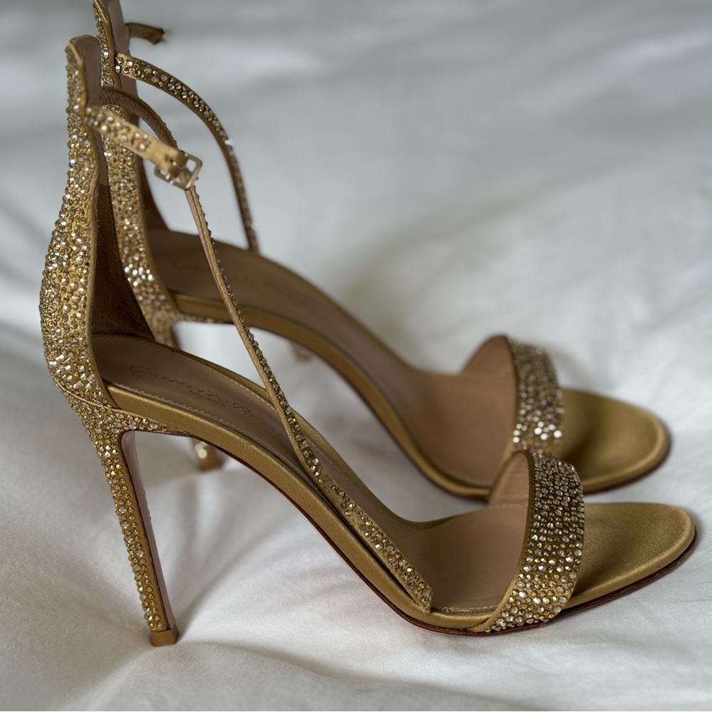 GIANVITO ROSSI Gold Crystal-Embellished Silk Sandals